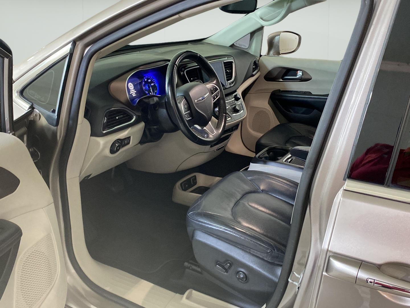 2018 Chrysler Pacifica Touring L Plus
