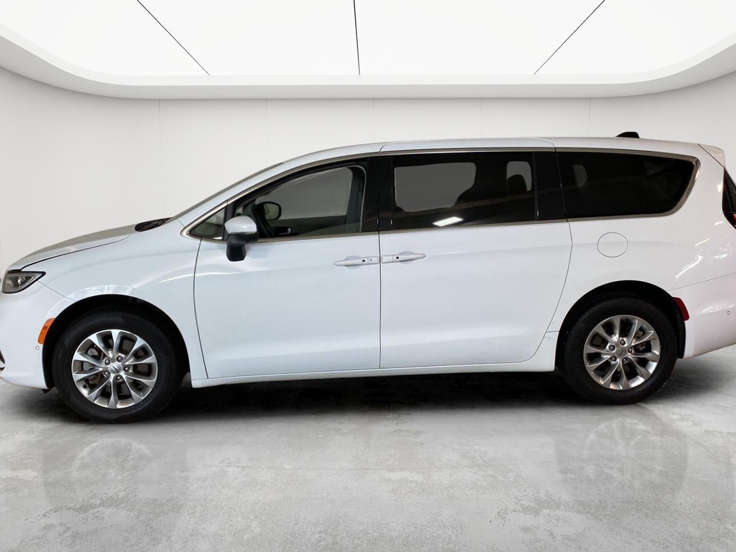 2023 Chrysler Pacifica Touring L AWD