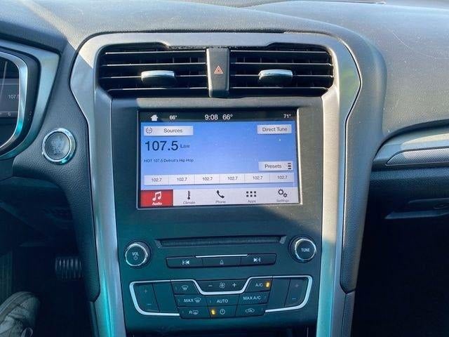 2017 Ford Fusion SE