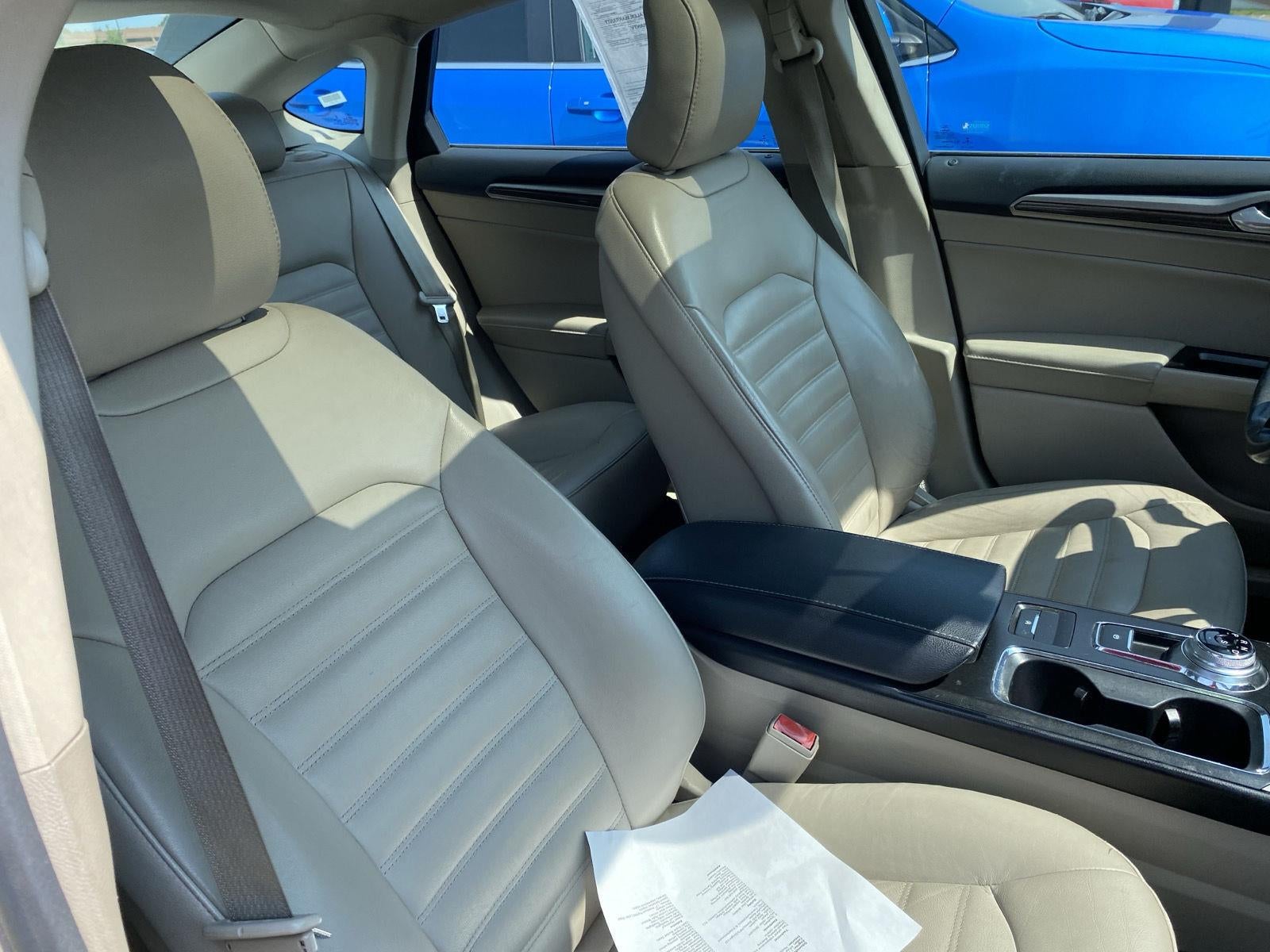 2017 Ford Fusion SE