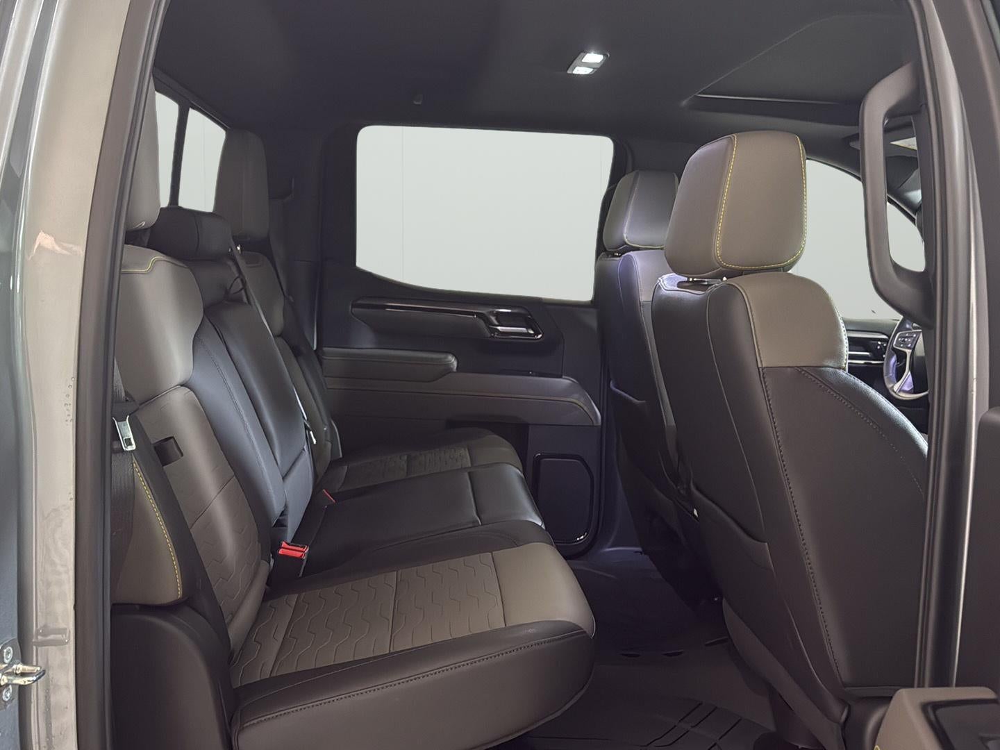 2024 Chevrolet Silverado 1500 ZR2 - Photo 15
