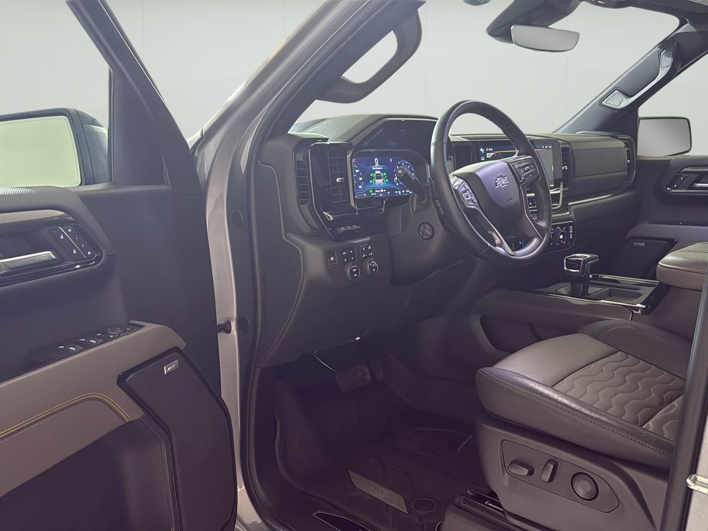 2024 Chevrolet Silverado 1500 ZR2 - Photo 8