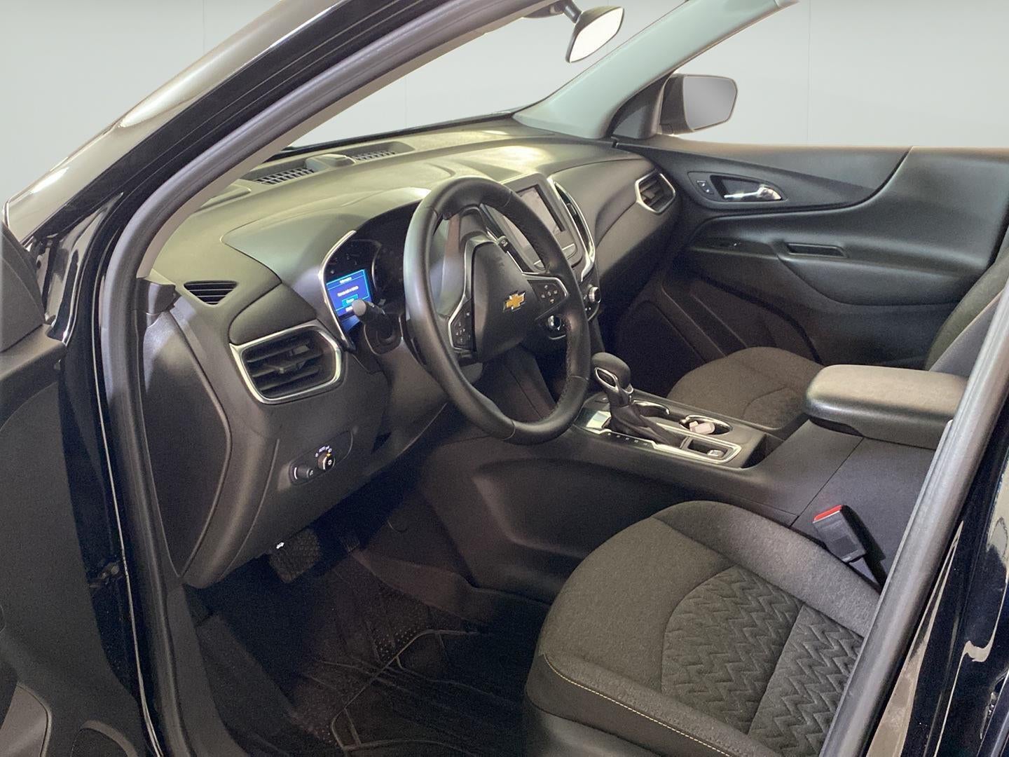 2024 Chevrolet Equinox LT - Photo 17
