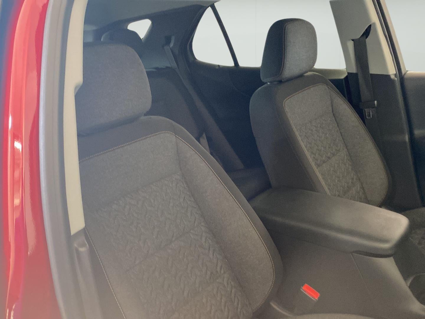 2024 Chevrolet Equinox LT - Photo 30