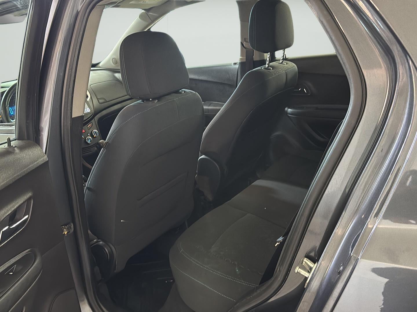 2016 Chevrolet Trax LS - Photo 14