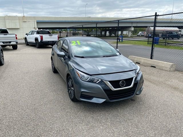 2021 Nissan Versa 1.6 SV CVT's photo