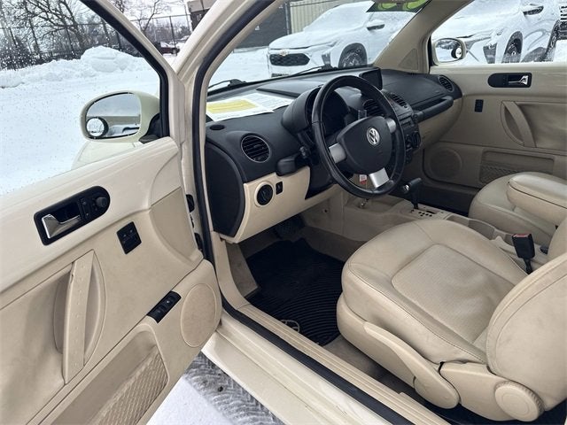 2008 Volkswagen New Beetle Coupe S