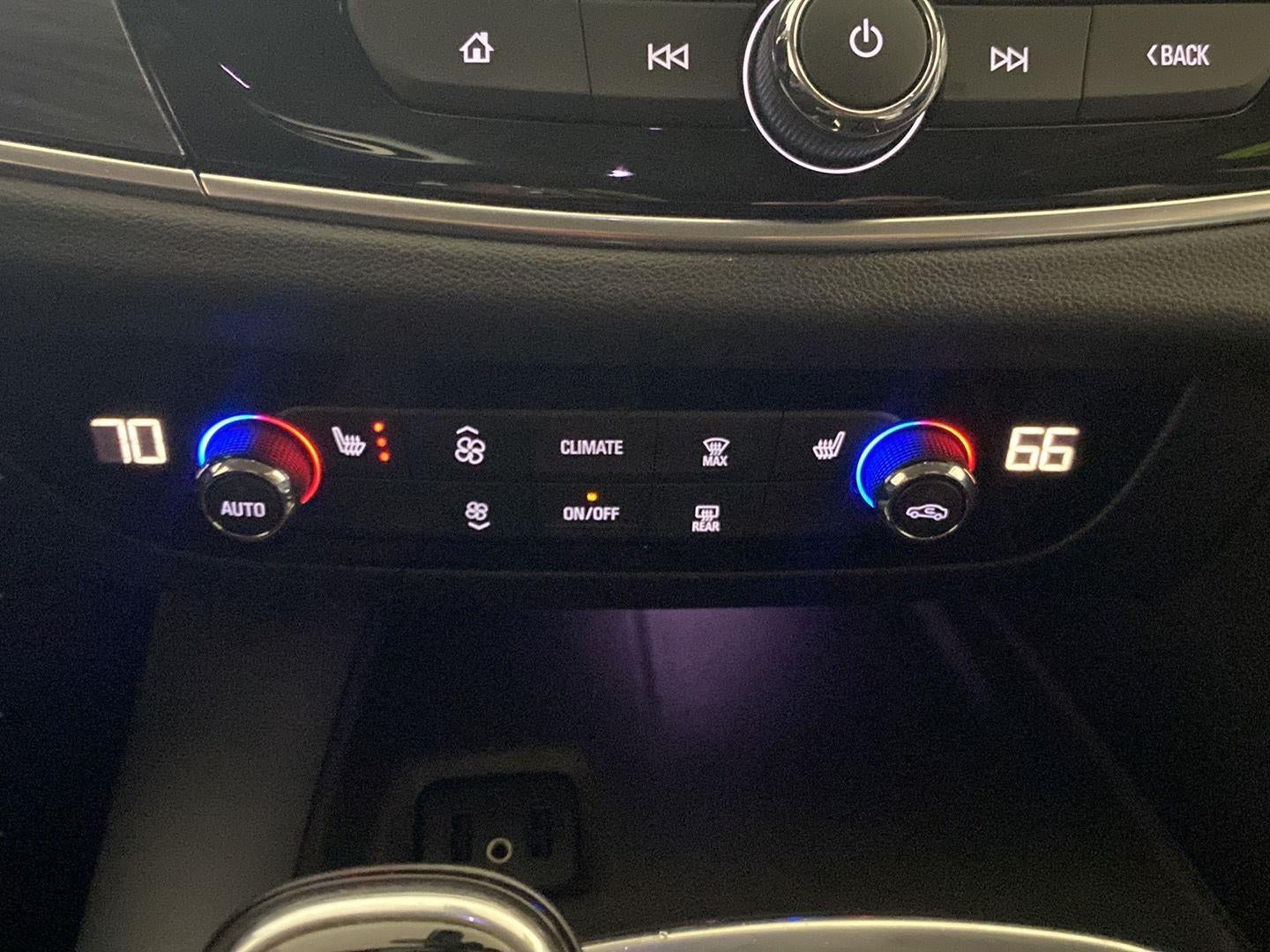 2019 Buick Enclave Essence