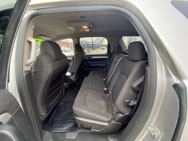 2007 Saturn Outlook XE