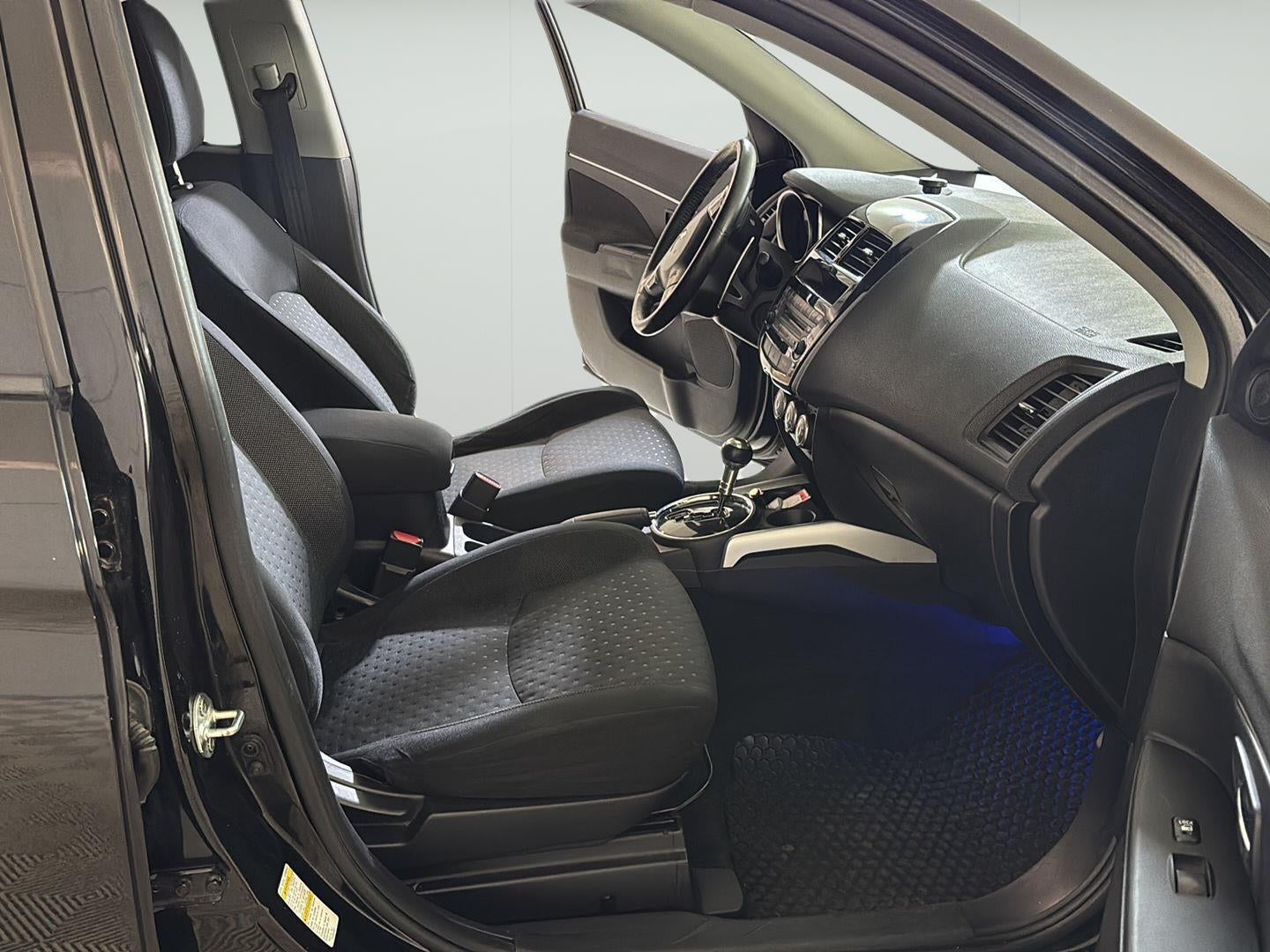 2011 Mitsubishi Outlander Sport SE