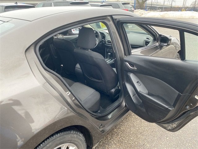 2016 Mazda Mazda3 i Sport