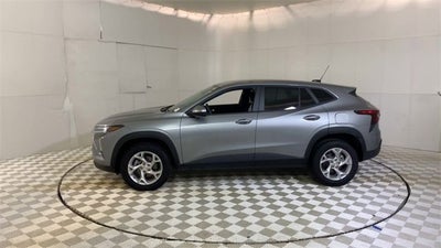 2025 Chevrolet Trax LS