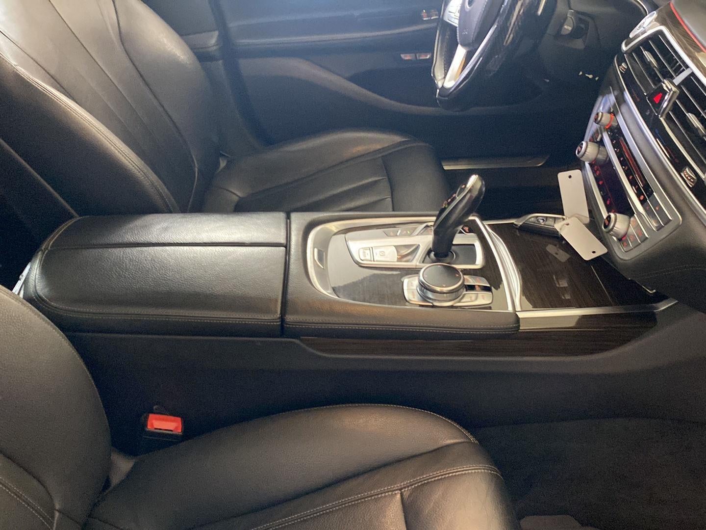 2017 BMW 7 Series 740i xDrive