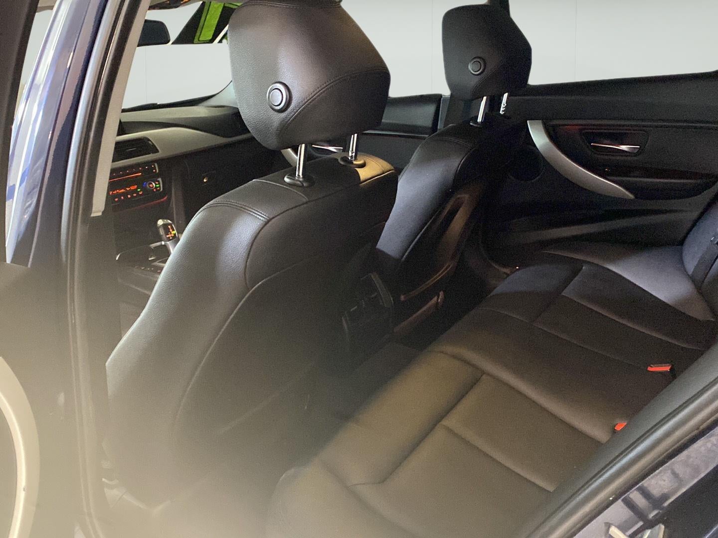 2017 BMW 3 Series 320i xDrive
