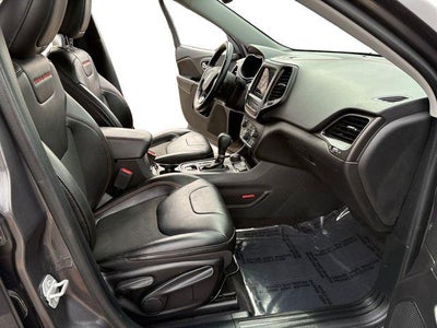 2020 Jeep Cherokee Trailhawk