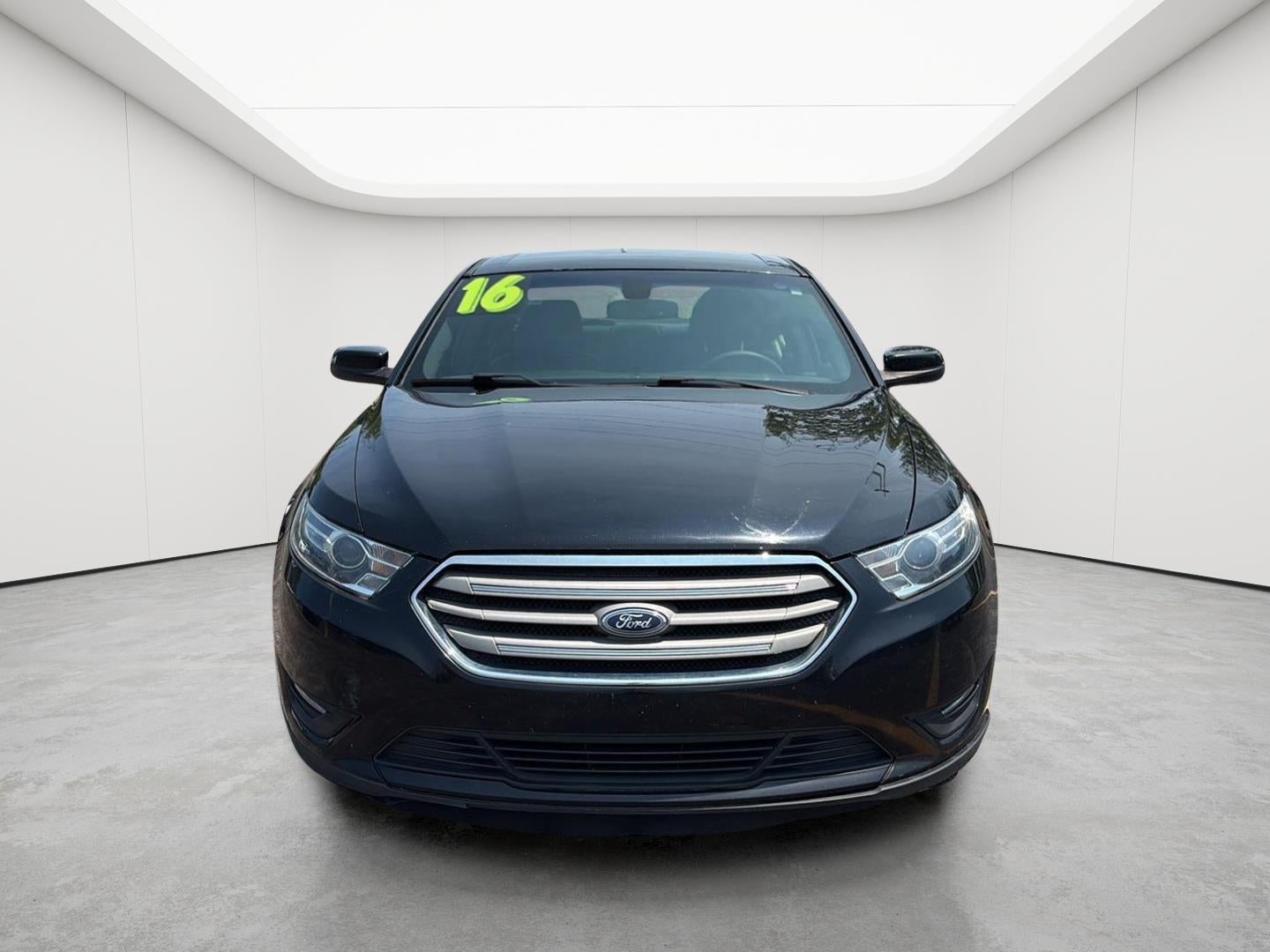 2016 Ford Taurus SEL