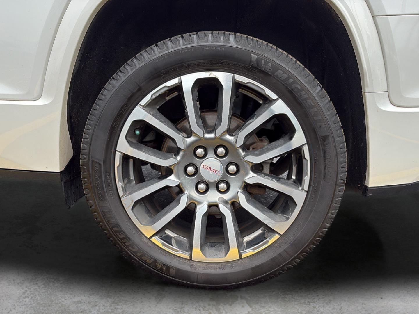 2020 GMC Acadia Denali