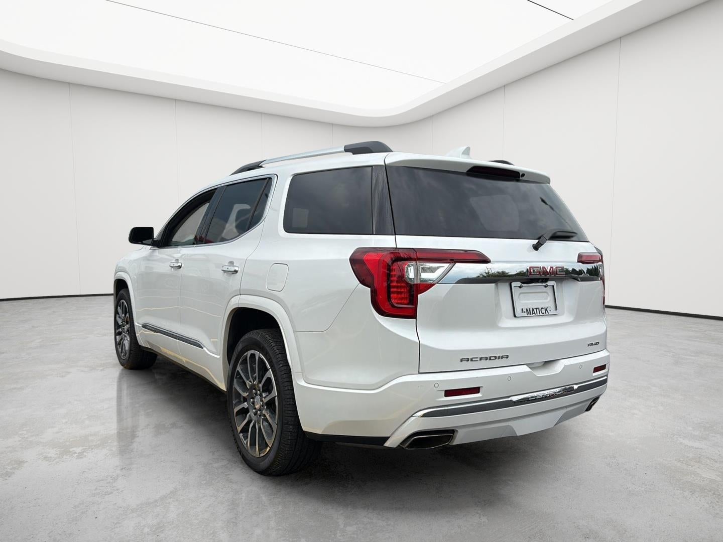 2020 GMC Acadia Denali