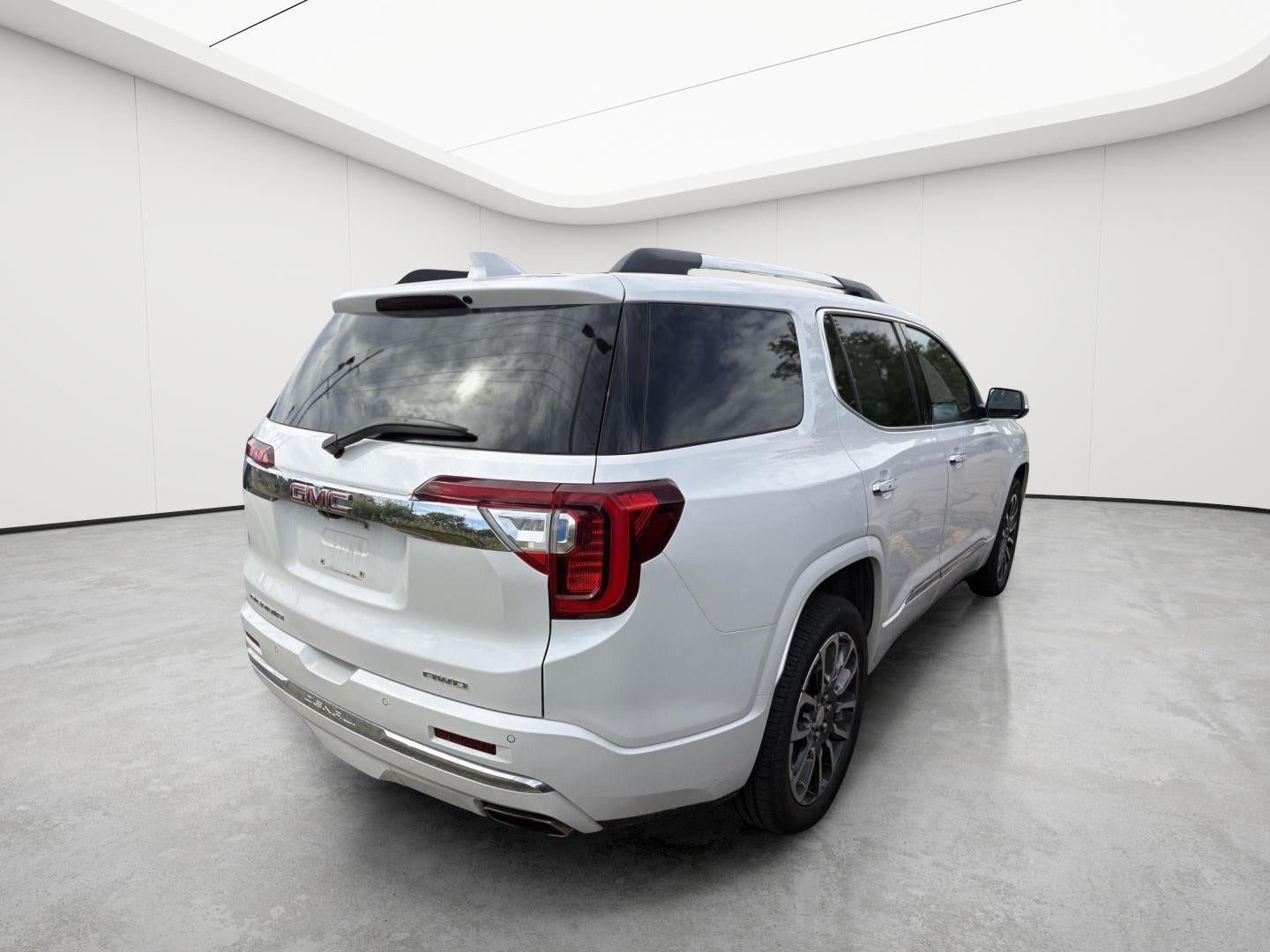 2020 GMC Acadia Denali