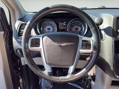 2013 Chrysler Town & Country Touring