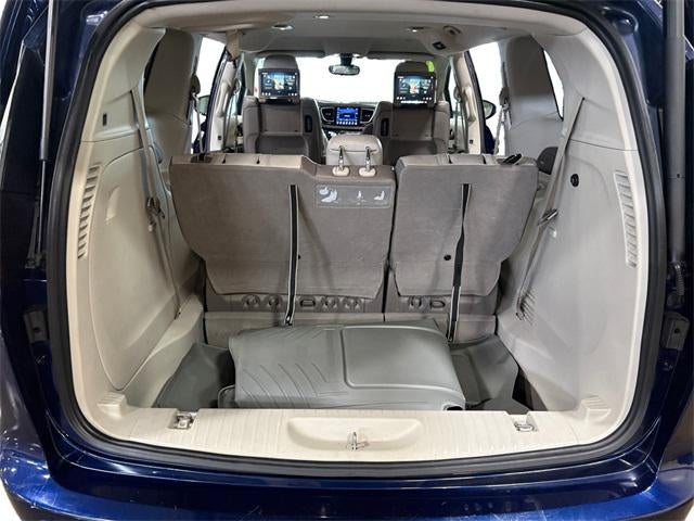 2017 Chrysler Pacifica Touring L Plus