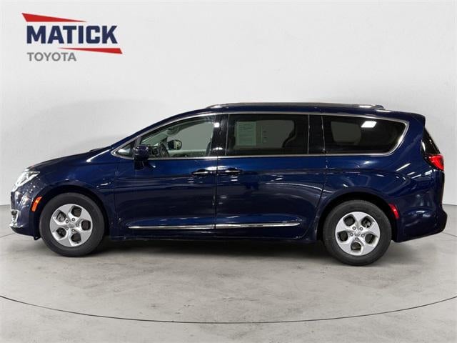 2017 Chrysler Pacifica Touring L Plus