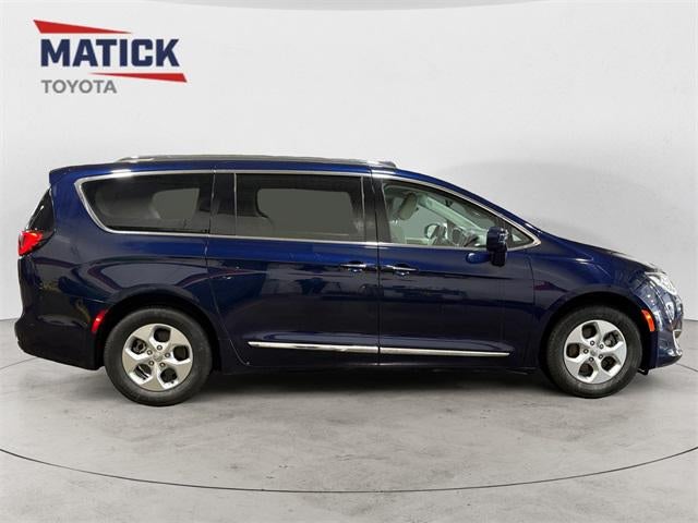 2017 Chrysler Pacifica Touring L Plus