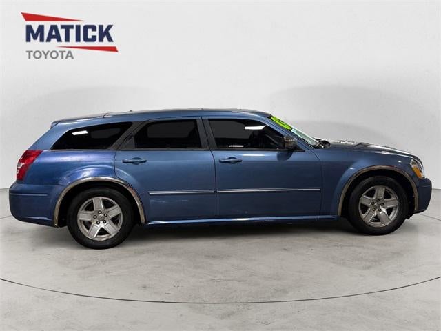 2007 Dodge Magnum Base