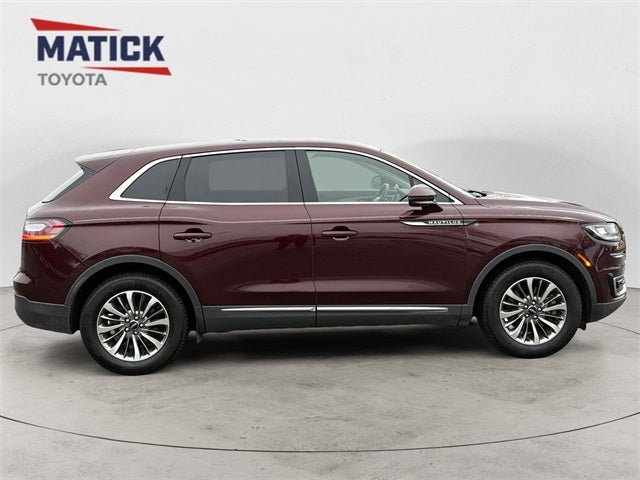 2020 Lincoln Nautilus Standard