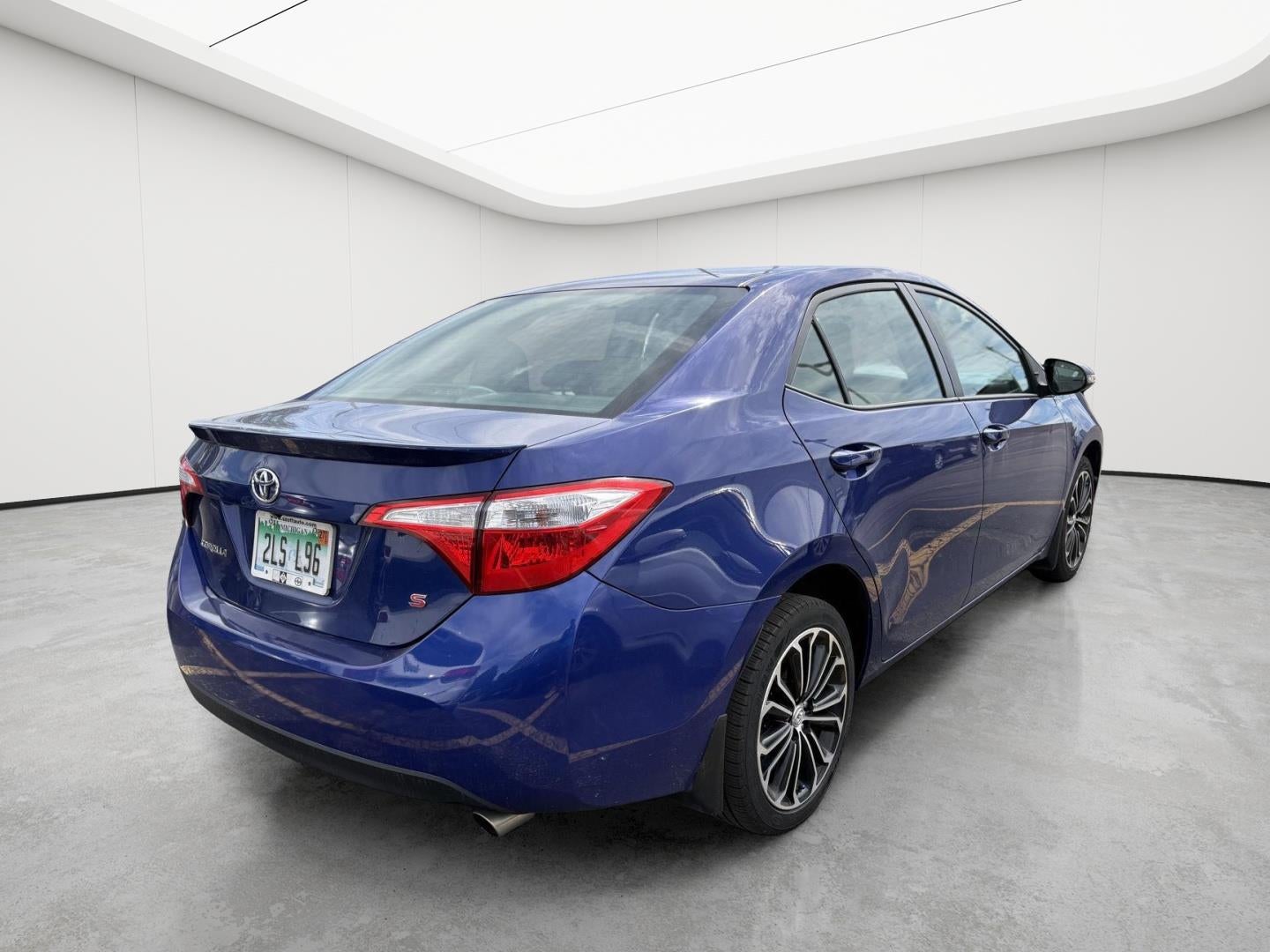 2015 Toyota Corolla S Plus