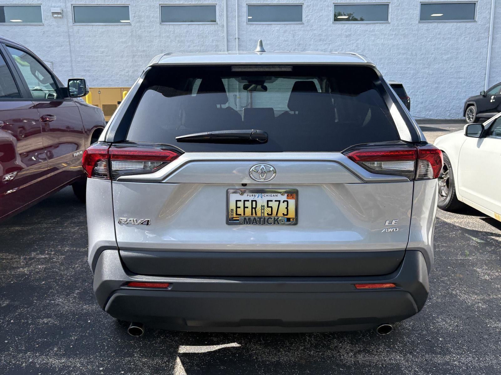 2025 Toyota RAV4 LE