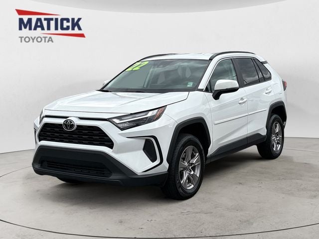 2022 Toyota RAV4 XLE