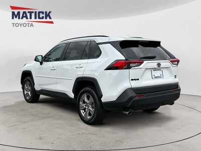2022 Toyota RAV4 XLE