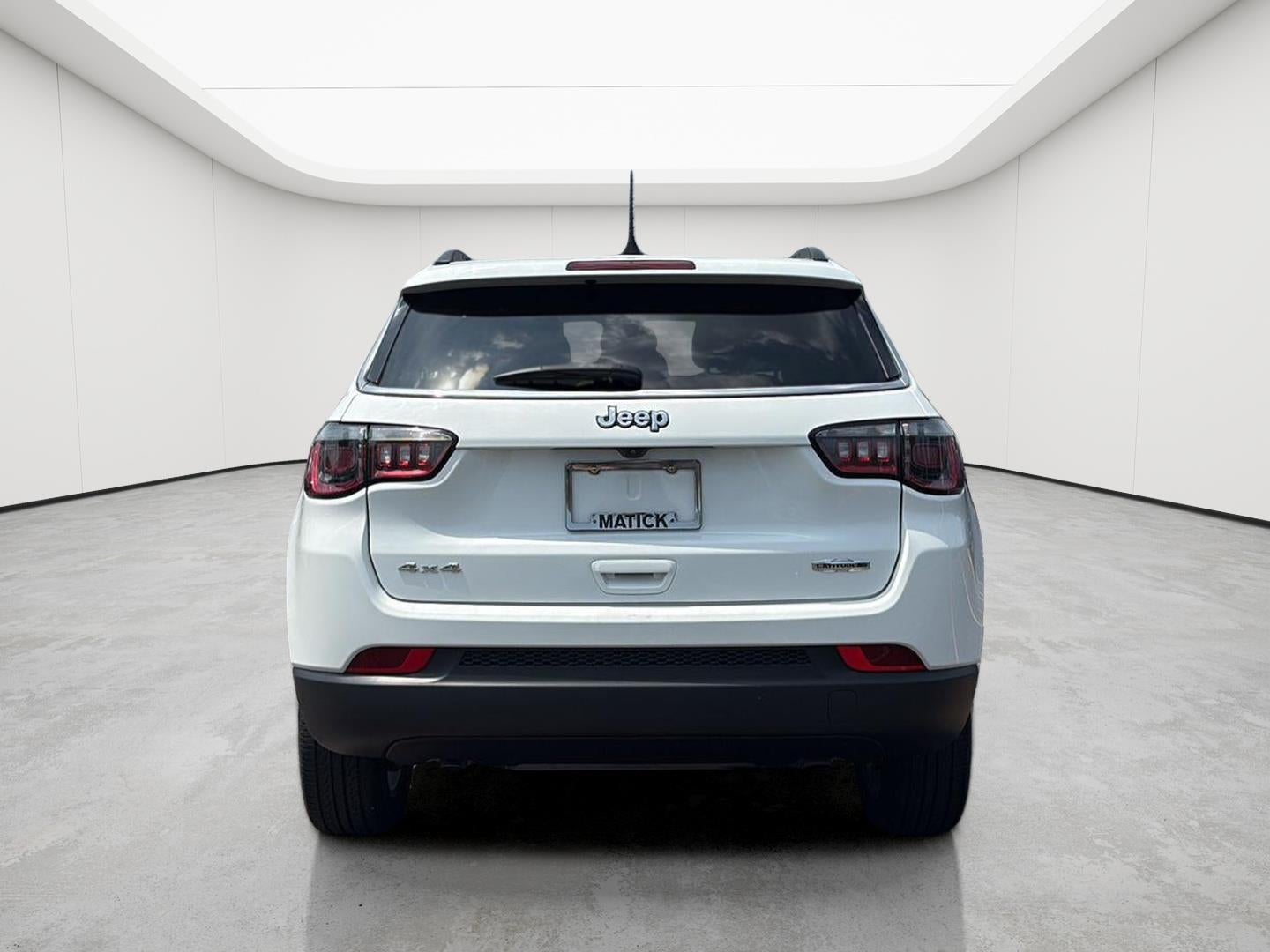 2023 Jeep Compass Latitude Lux