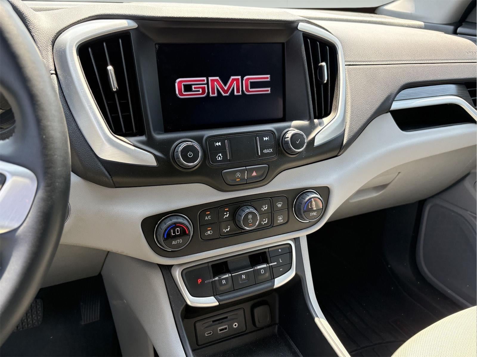 2023 GMC Terrain SLT