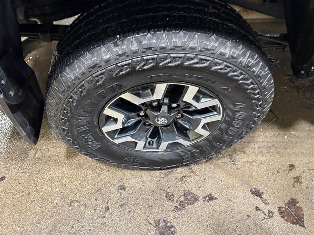 2022 Toyota Tacoma TRD Off-Road V6