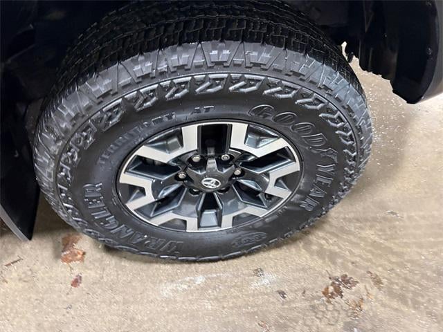 2022 Toyota Tacoma TRD Off-Road V6