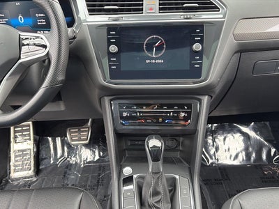 2022 Volkswagen Tiguan SE R-Line Black