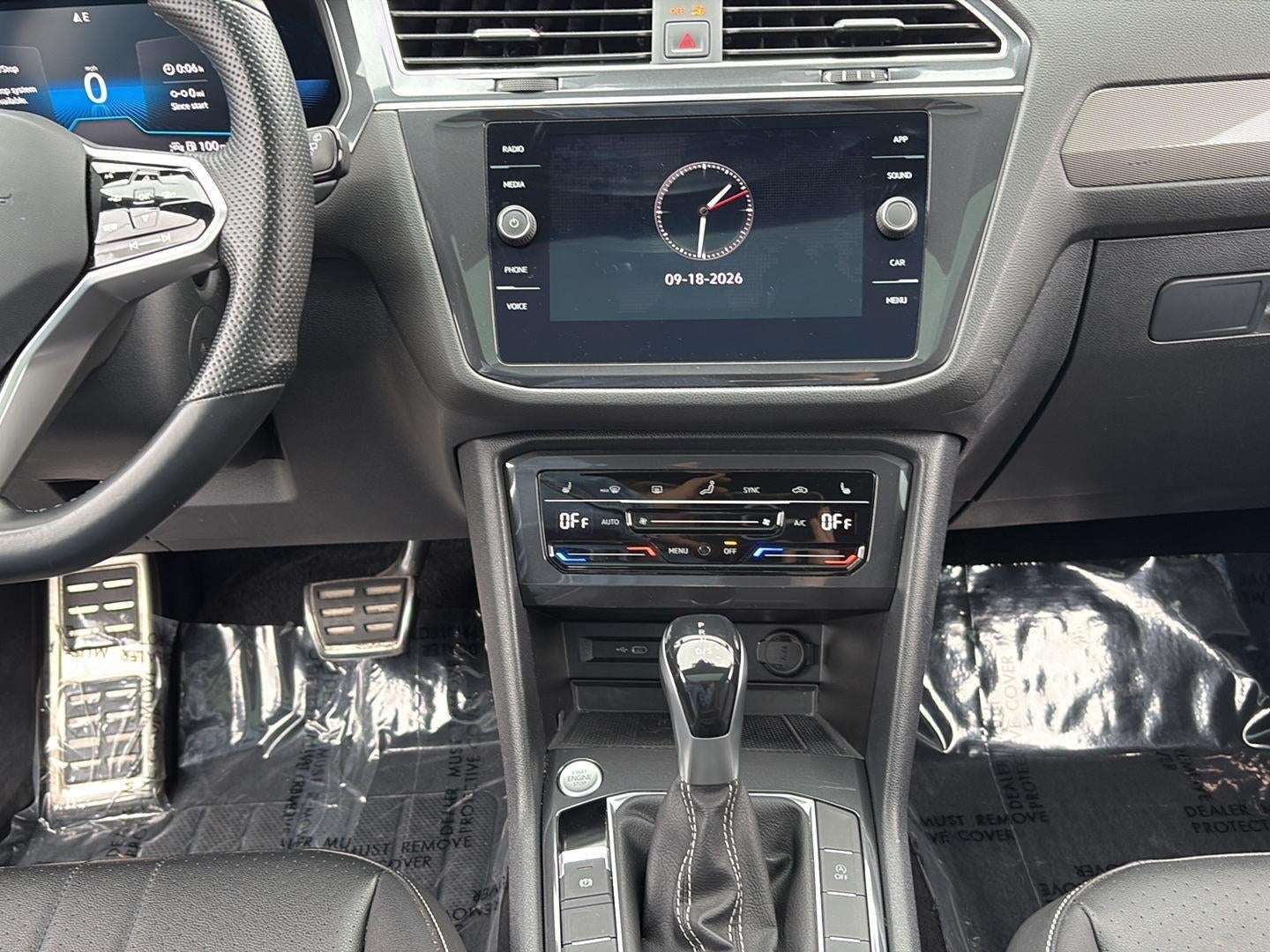 2022 Volkswagen Tiguan SE R-Line Black