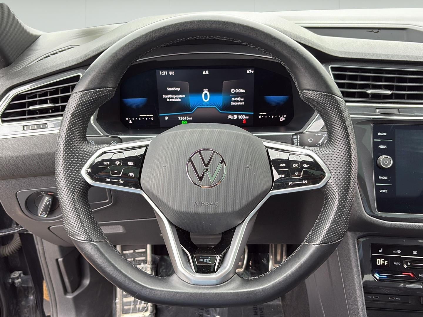 2022 Volkswagen Tiguan SE R-Line Black
