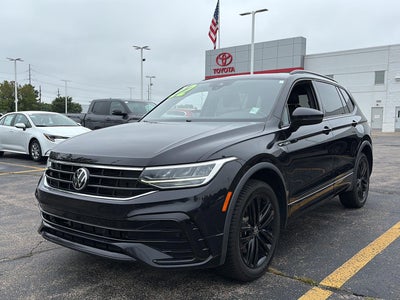 2022 Volkswagen Tiguan SE R-Line Black