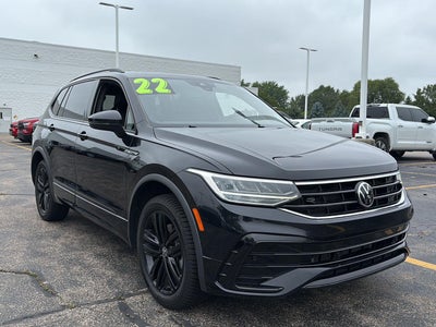2022 Volkswagen Tiguan SE R-Line Black