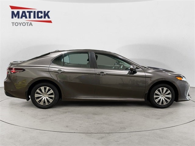 2023 Toyota Camry Hybrid LE