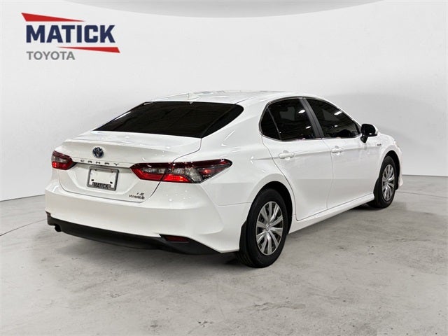 2021 Toyota Camry Hybrid LE