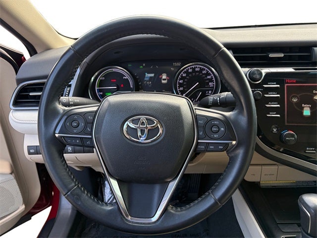2020 Toyota Camry Hybrid XLE