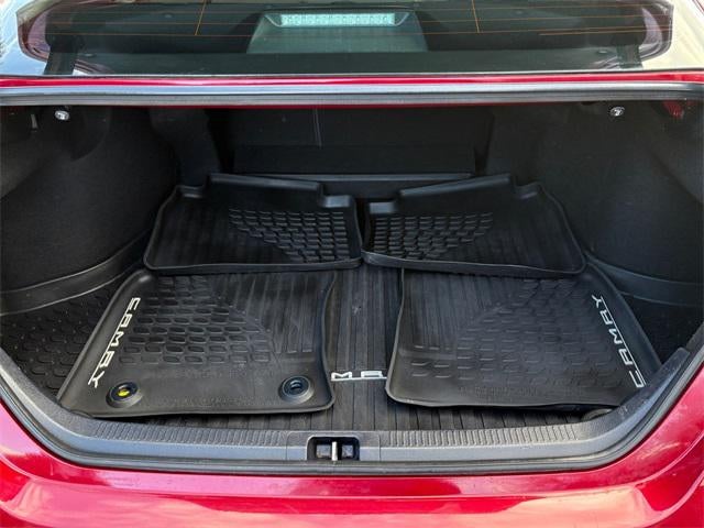 2020 Toyota Camry Hybrid XLE