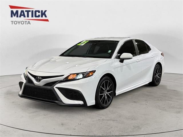 2021 Toyota Camry SE