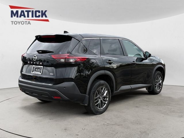 2021 Nissan Rogue S