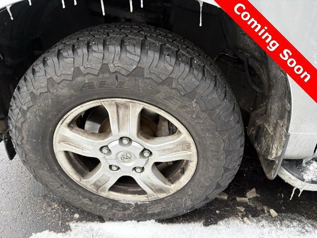 2008 Toyota Sequoia SR5 5.7L