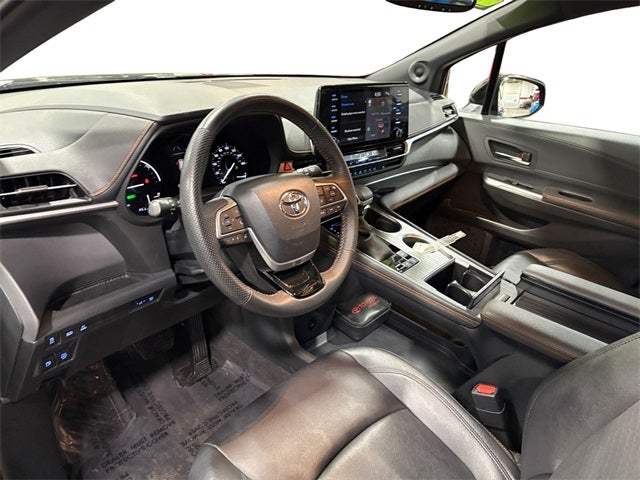 2023 Toyota Sienna XSE 7 Passenger